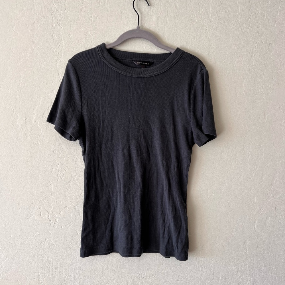 Banana Republic Dark Grey Short Sleeve Tee